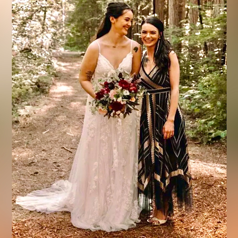 BCBGMaxAzria Metallic Striped Blue & Gold Maxi Dress-Size 2-Excellent Condition